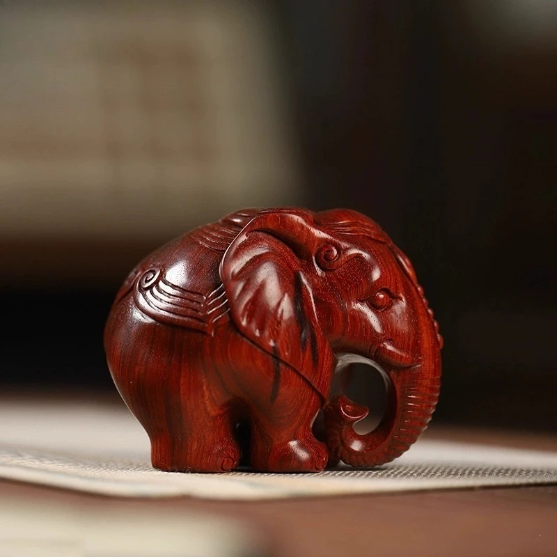 

Elephant hand wood carving creative desktop tea pet small case ornament