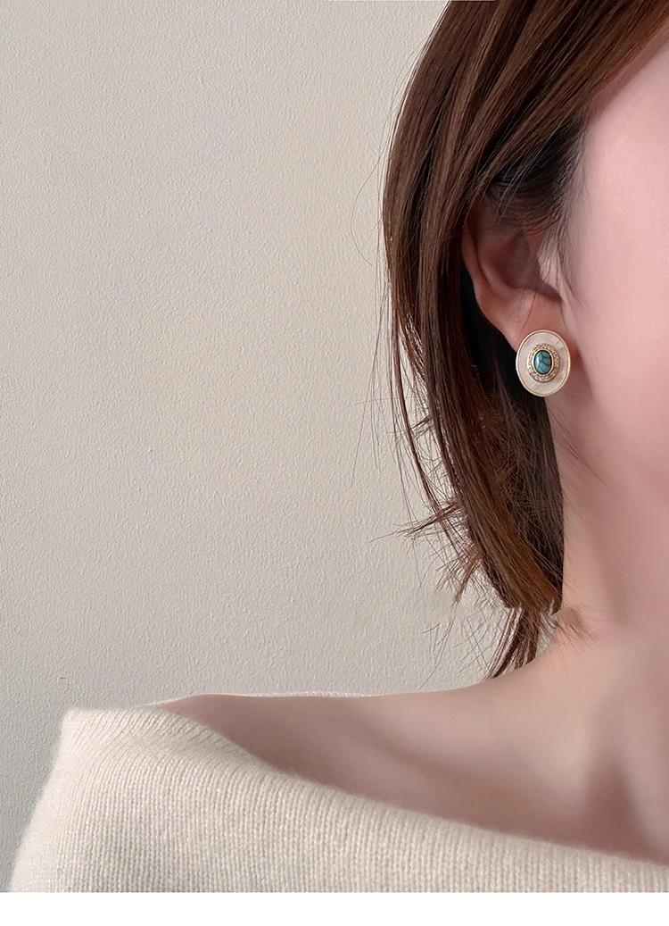 2026 Ovale Natürliche Muschel-Türkis-Ohrstecker für Damen Vintage Vergoldet Kubischer Zirkonia Böhmischer Eleganter Alltagsschmuck Geschenk – Detail 4