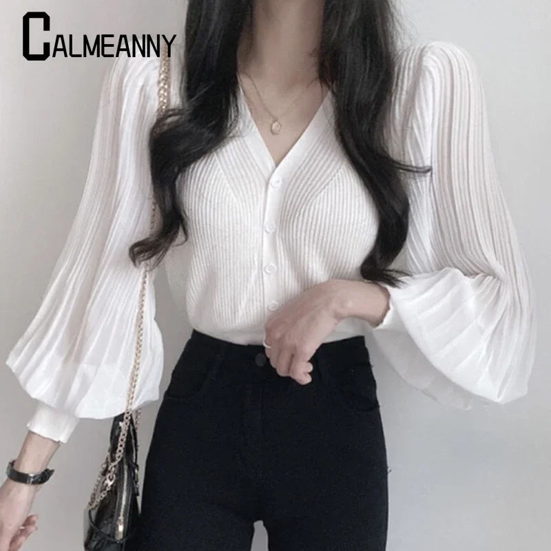 

Women Blouse 2025 Spring Autumn New Korean Edition Lantern Sleeve V Collar Vintage Patchwork Knitted Shirt Elegant Slim Top