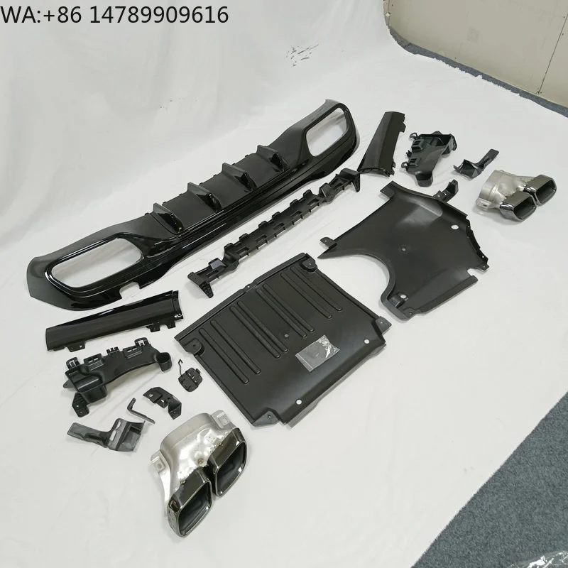 W206 C200 C260 C43 Piano Black ABS Carbon Fiber Rear Diffuser Exhaust Tip for - C-Class W206 2022-2023