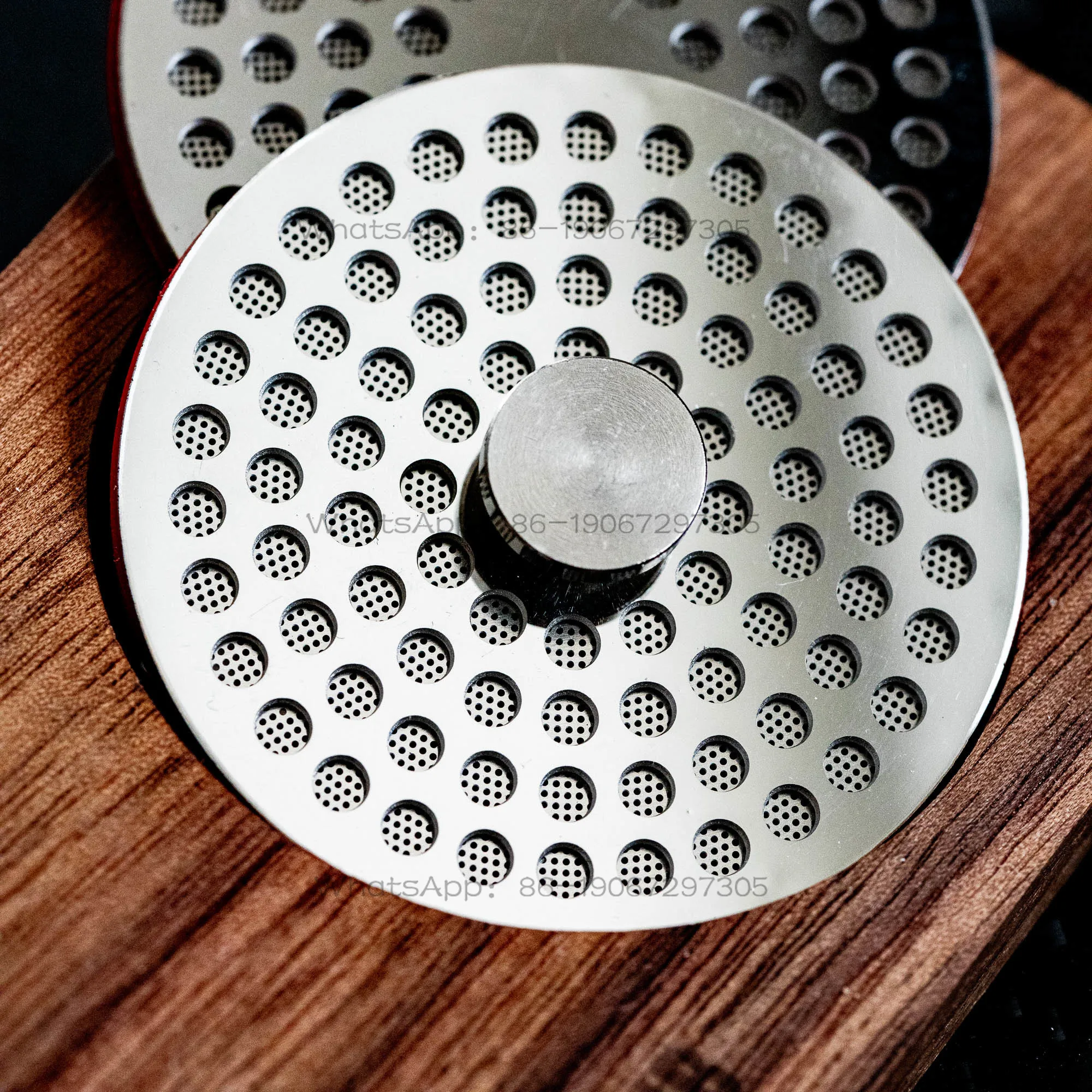 

53.5/53 75mm Stainless Steel Double-layer Microporous Engraving Imitation IMS E61 Water Distribution Net