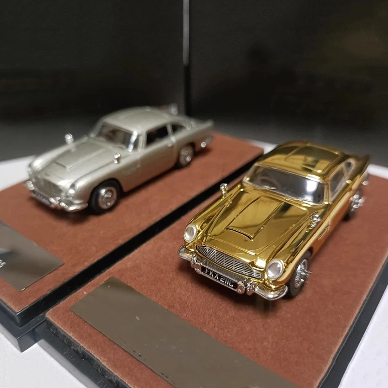 

Xiaoguang 1 64 alloy sports car model DB5 movie version