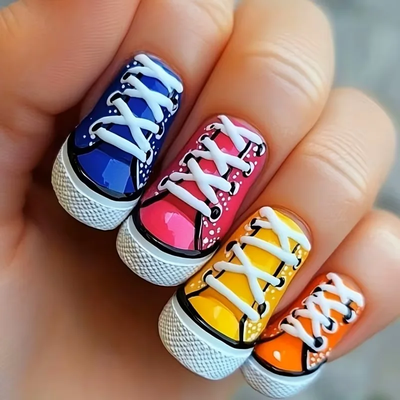24 faux ongles à presser, couleurs variées, design style toile de chaussure, forme ballerine courte, brillants, amovibles