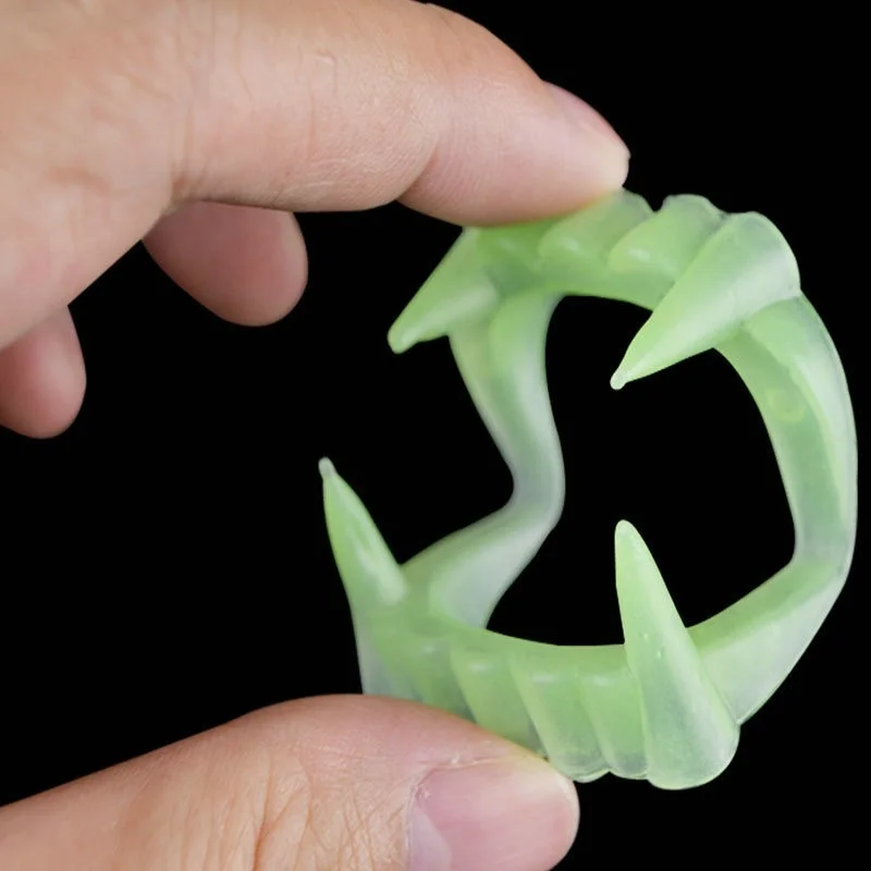 Halloween  Teeth Children's Glowing Fake Teeth Glow in the Dark Dentures Props Dead White Fangs Toys Scary Prank Teeth