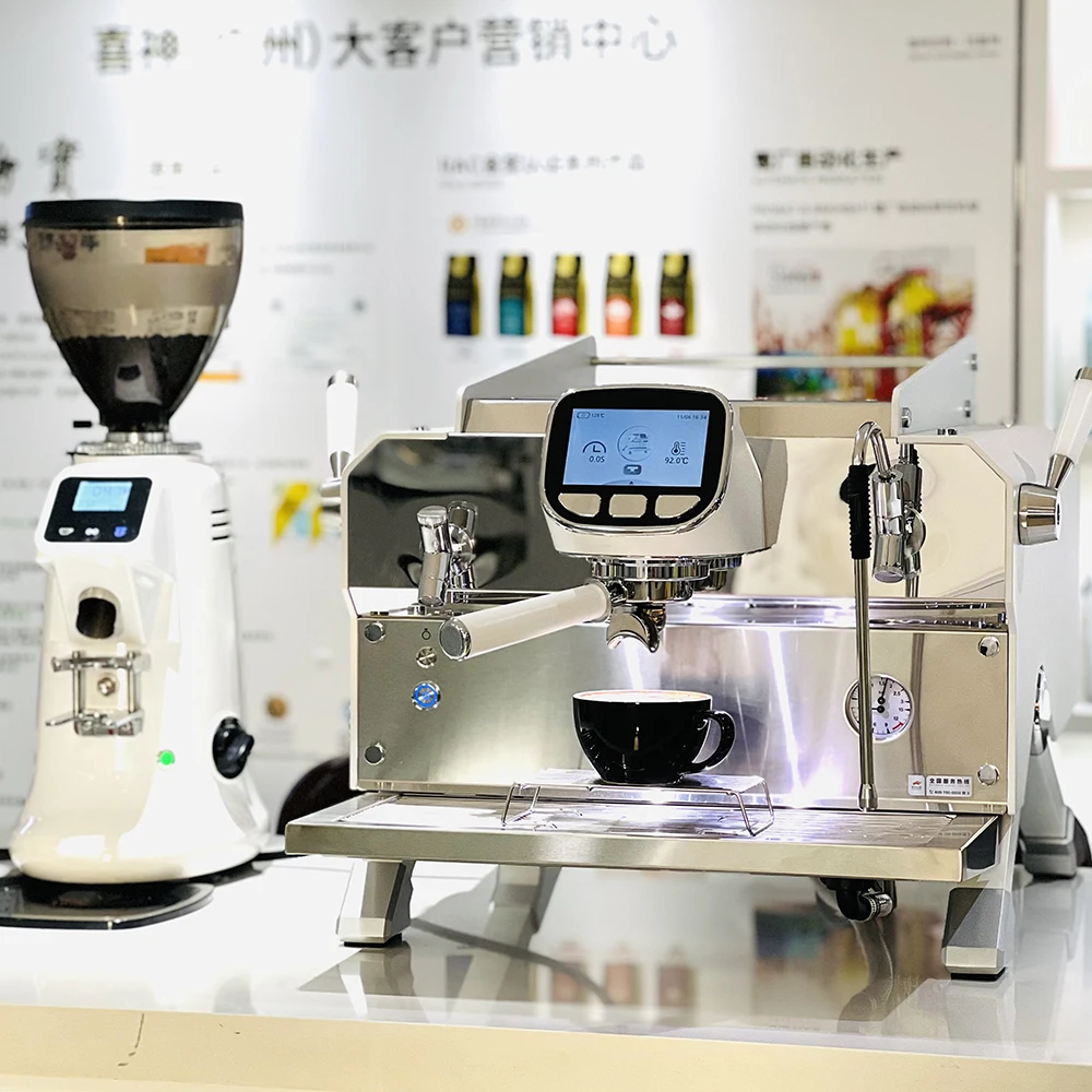Smart Control Programmable Commercial Semi Automatic Espresso Coffee Machine 9 Bar Pressure Copper Boiler 3500W Power