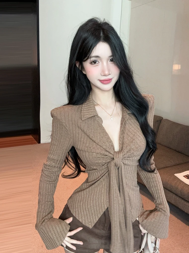 French Style Long Sleeve V-Neck Tie Waist Base Shirt Women's Body Shape Show off Retro Spicy Small Popular Slit Top