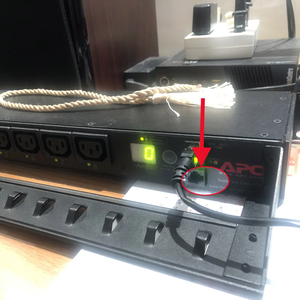 940-0144A AP7920/7921 Parameter Setting Cable Rack Power Distribution Unit PDU Metered By Outlet PC Program Cable