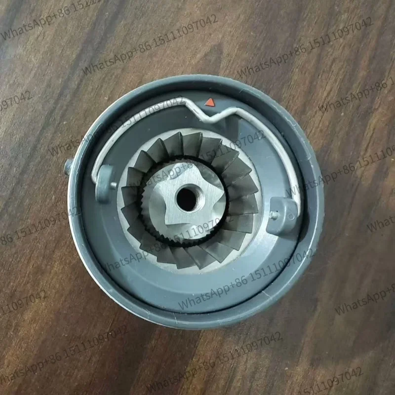 Disco de molienda original compatible con la serie Dedica, apto para cafeteras EC680/EC685/EC820 y otros modelos.