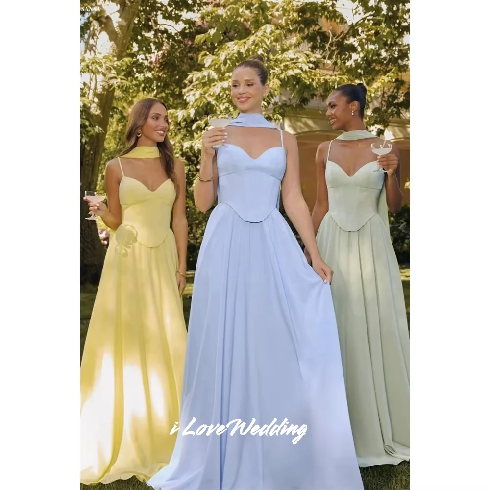 الأزرق الخامس الرقبة السباغيتي حزام فساتين لحضور الحفلات الموسيقية بلا أكمام ألف خط فساتين سهره الطابق طول الطية فستان حفلات الزفاف تخصيص