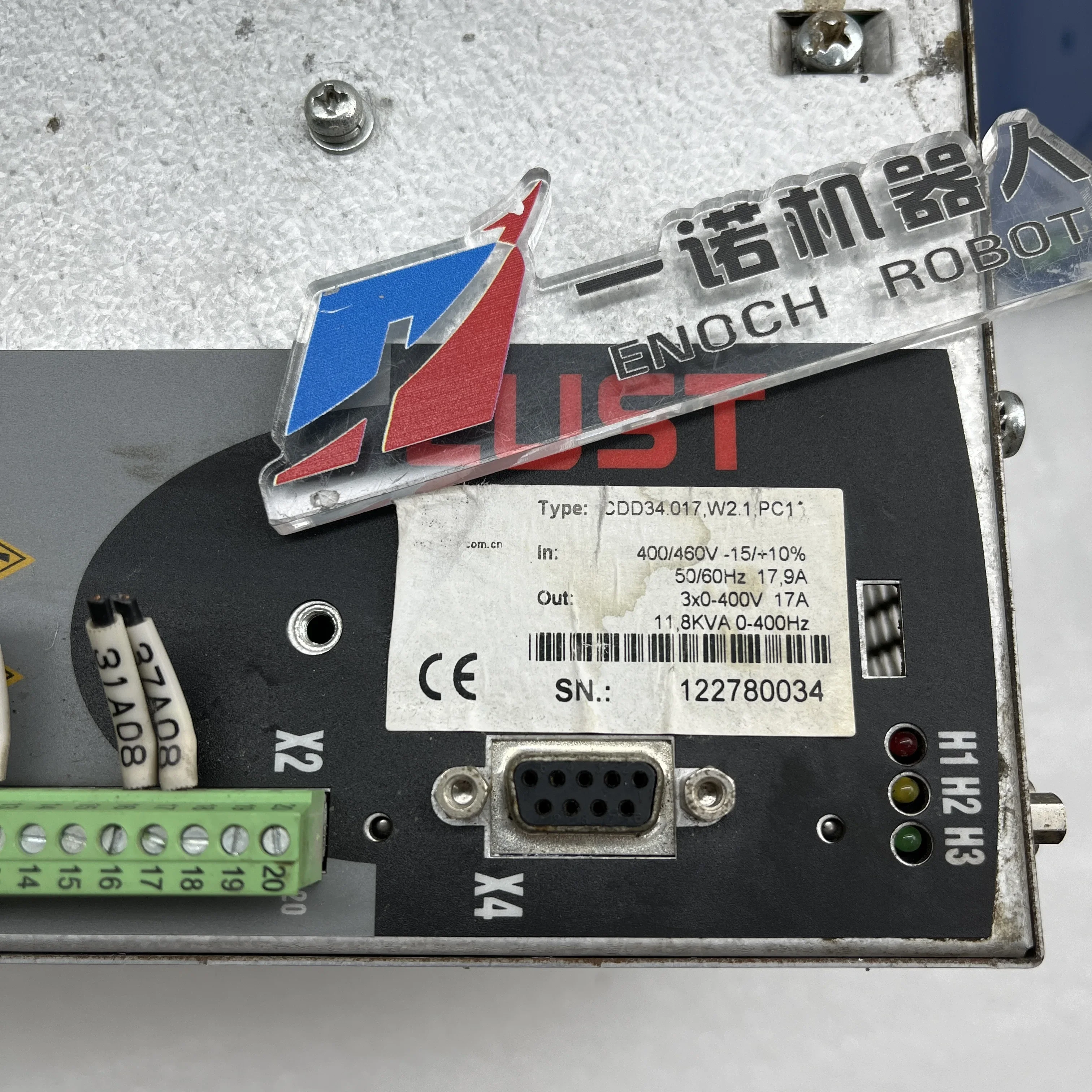 Servoazionamento CDD34.017.W2.1.PC1 di seconda mano testato al 100% e funzionante normalmente CDD34.017.W2.1.PC1