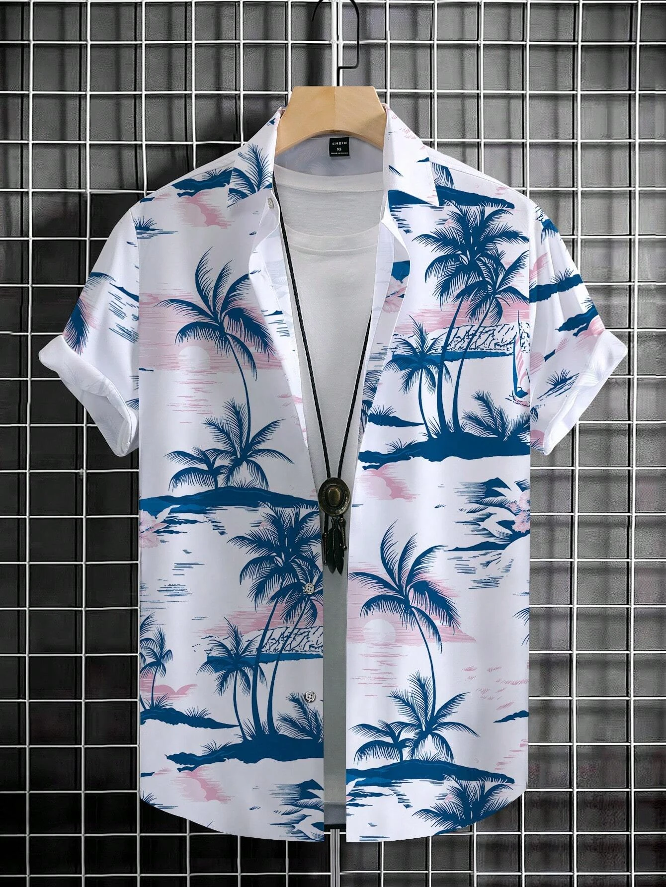 

Hawaiian Style Fresh Coconut Tree Graphic Printmen's Short-Sleeved Fashion Shirt Men's Summer Outdoor Vacation Button-Down Shirt