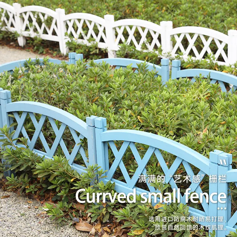 Garden anti-corrosion wood fence, diamond-shaped ground-mounted small fence, solid wood guardrail