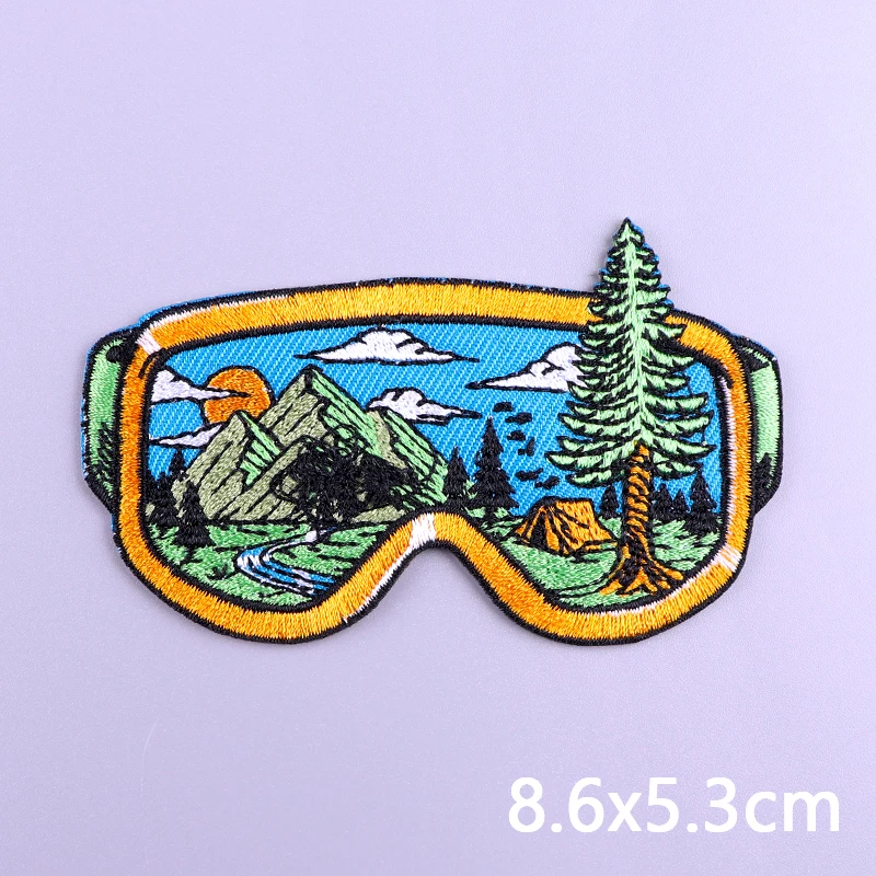 Animal Mountains Applique Embroidered Patches For Clothing Stickers Nature Travel Patch Iron On Patches On Clothes Fusible Patch