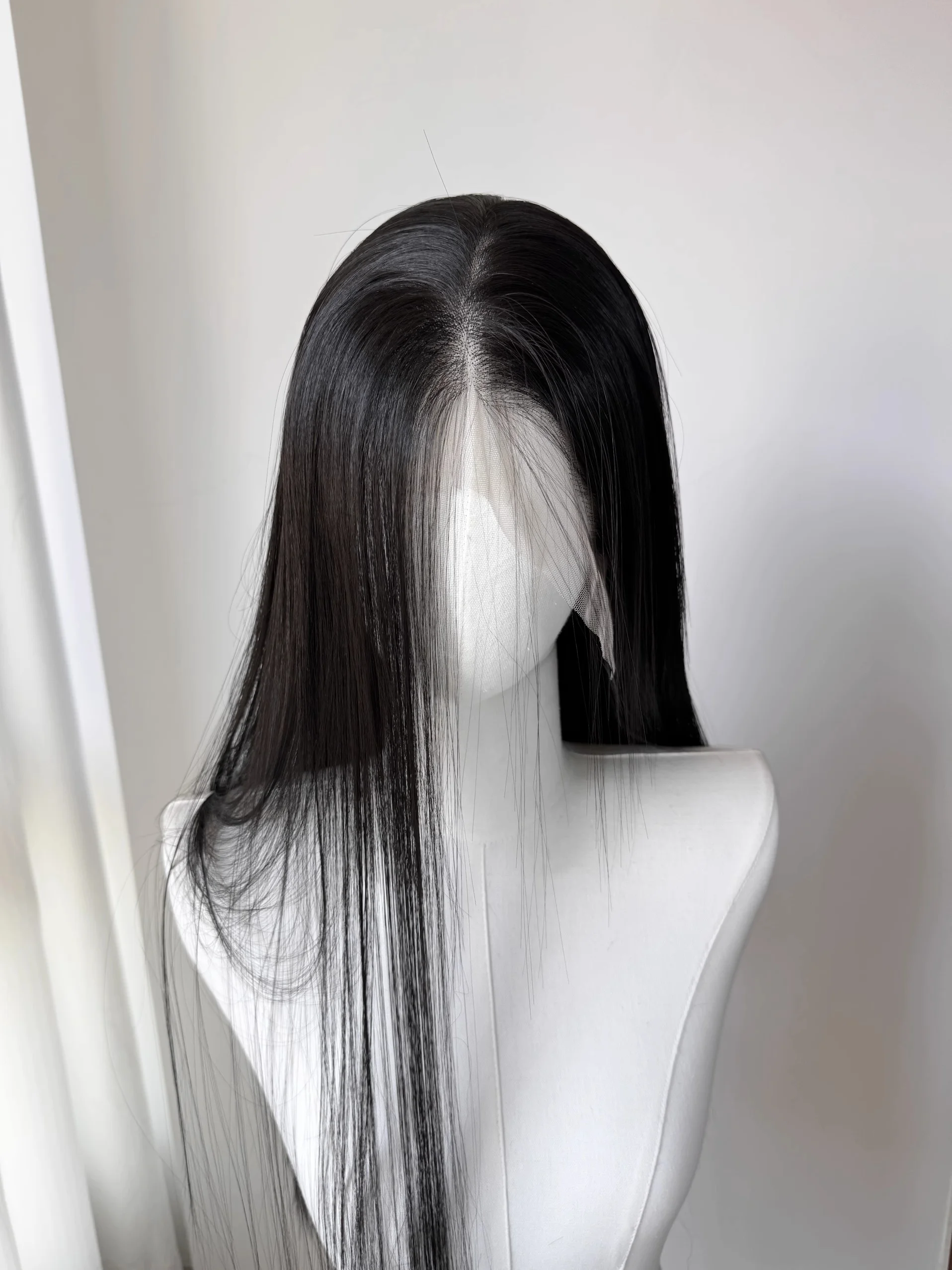 Black Wig 26inch 13x4 Lace Front Wig for Women Lolita Synthetic Wigs Black Hair for Daily Use Cosplay Party Heat-resistant Fiber