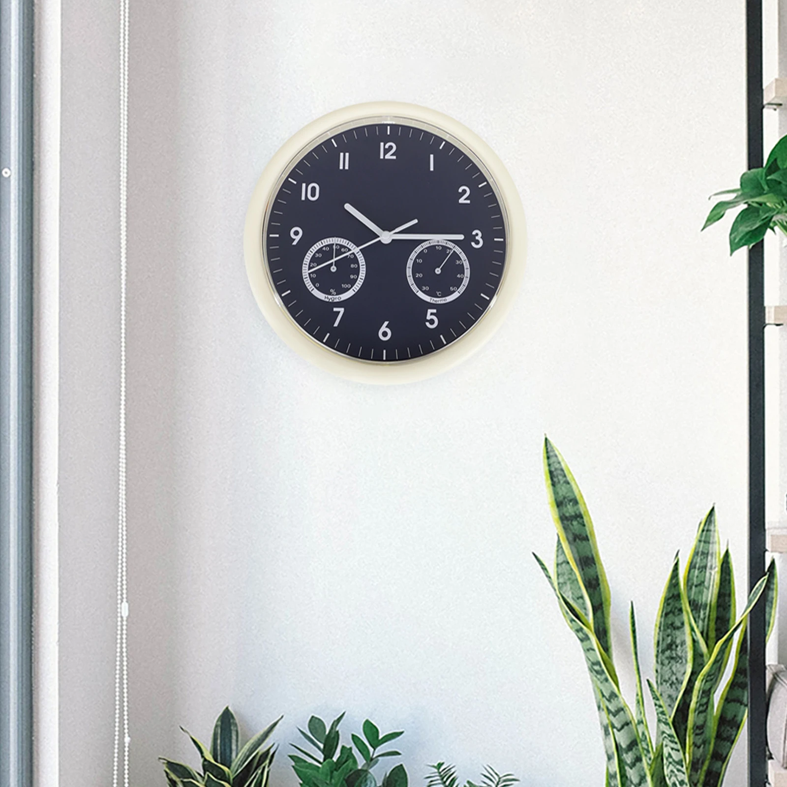 

Modern Temperature and Humidity Meter Wall Clock Retro Decor with Thermometer Vintage