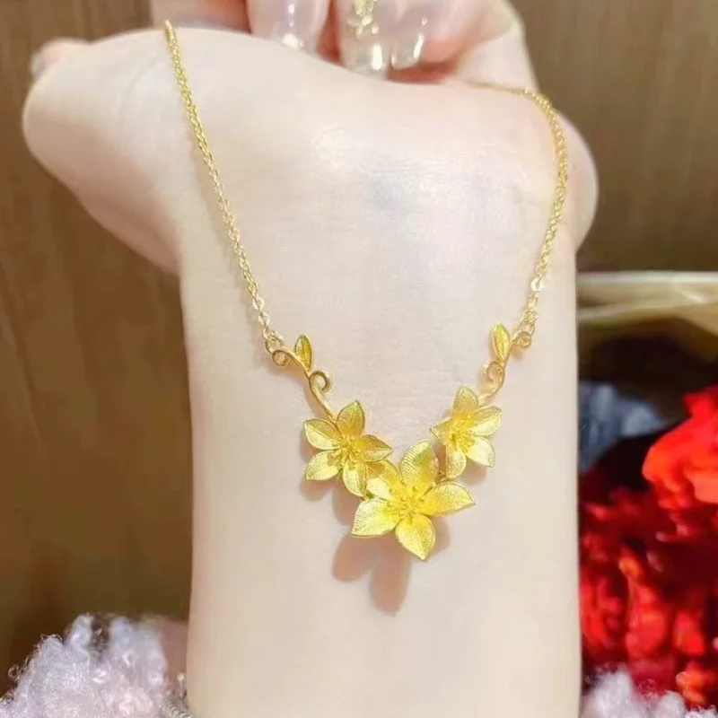 

Light Luxury Temperament Happiness Flower New Sand Gold Necklace Wedding Series Niche Fashion Versatile Women's Pendants