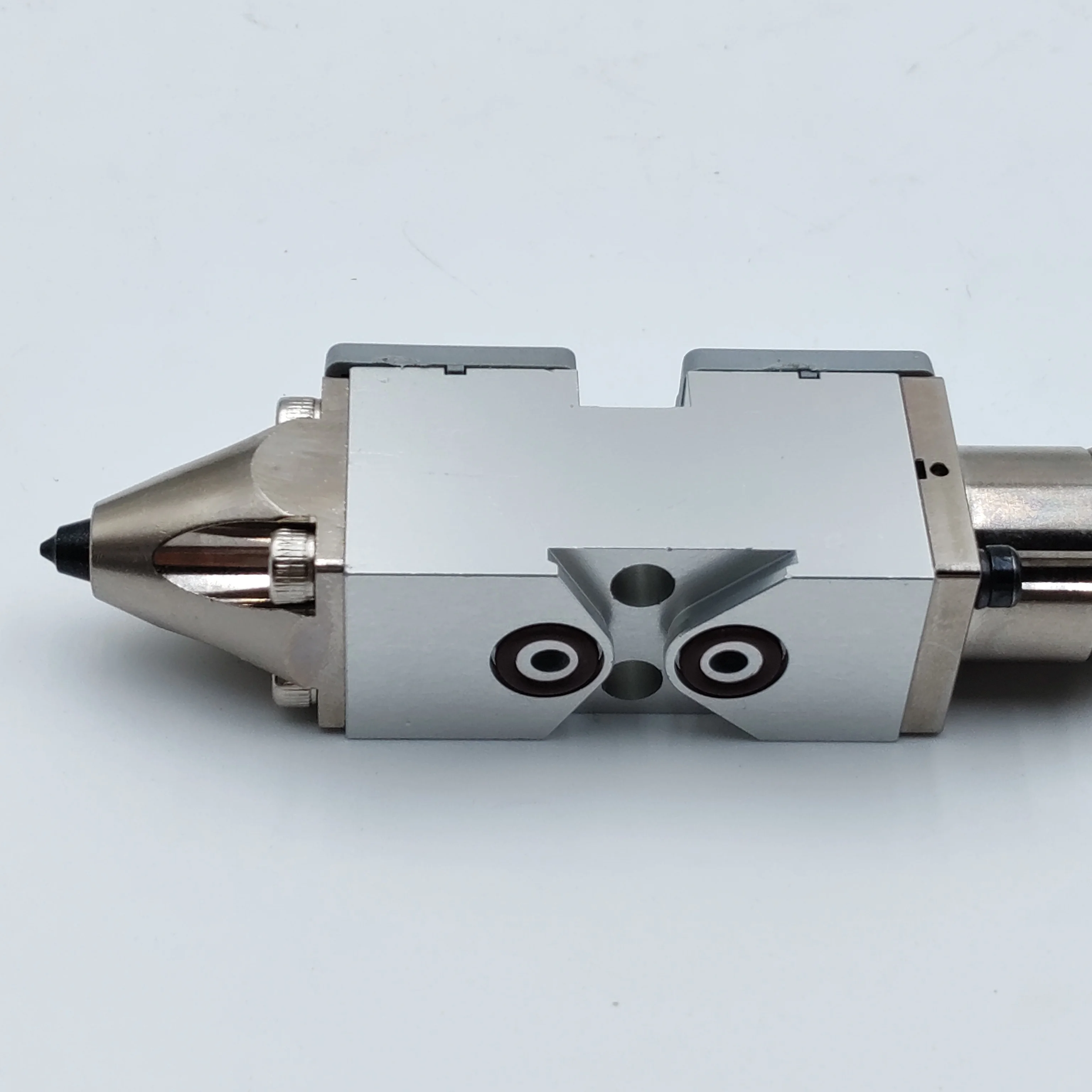 

Pneumatic & Battery-Powered Hot Melt Glue Module Circular Nozzle Industrial Hardware Accessories for Adhesive Applications