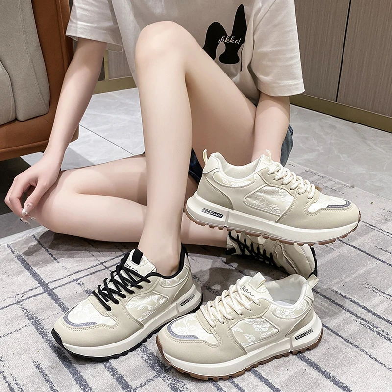 

Women's Causal Sneakers Summer Shoes Woman Fashion Breathable Lace Up Sports Shoes for Women Platform Walking Designer Shoes