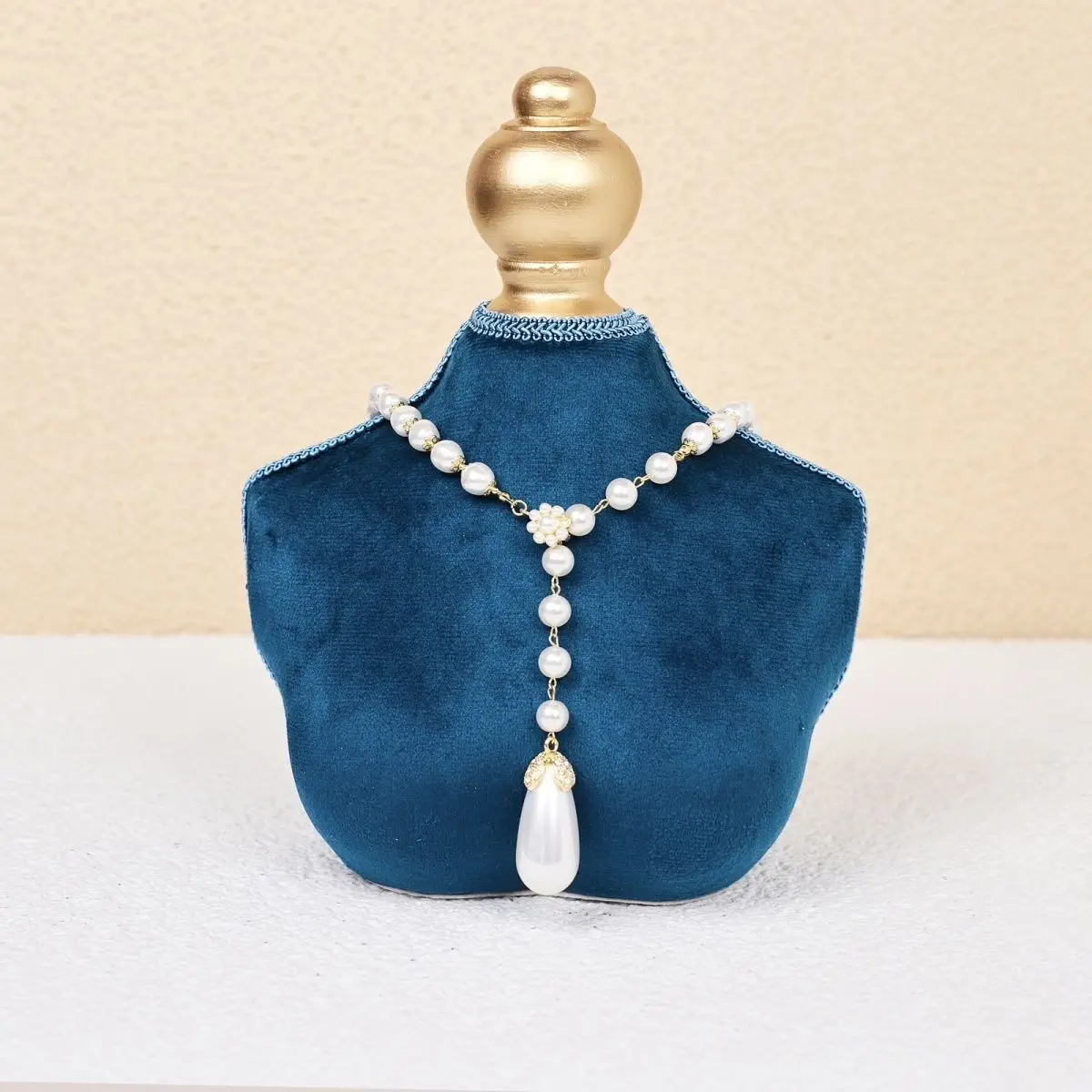 Newly Jewelry Stand Organizer Silky Velvet Jewelry Display Necklace Pendants Mannequin Model Bust Show Exhibitor