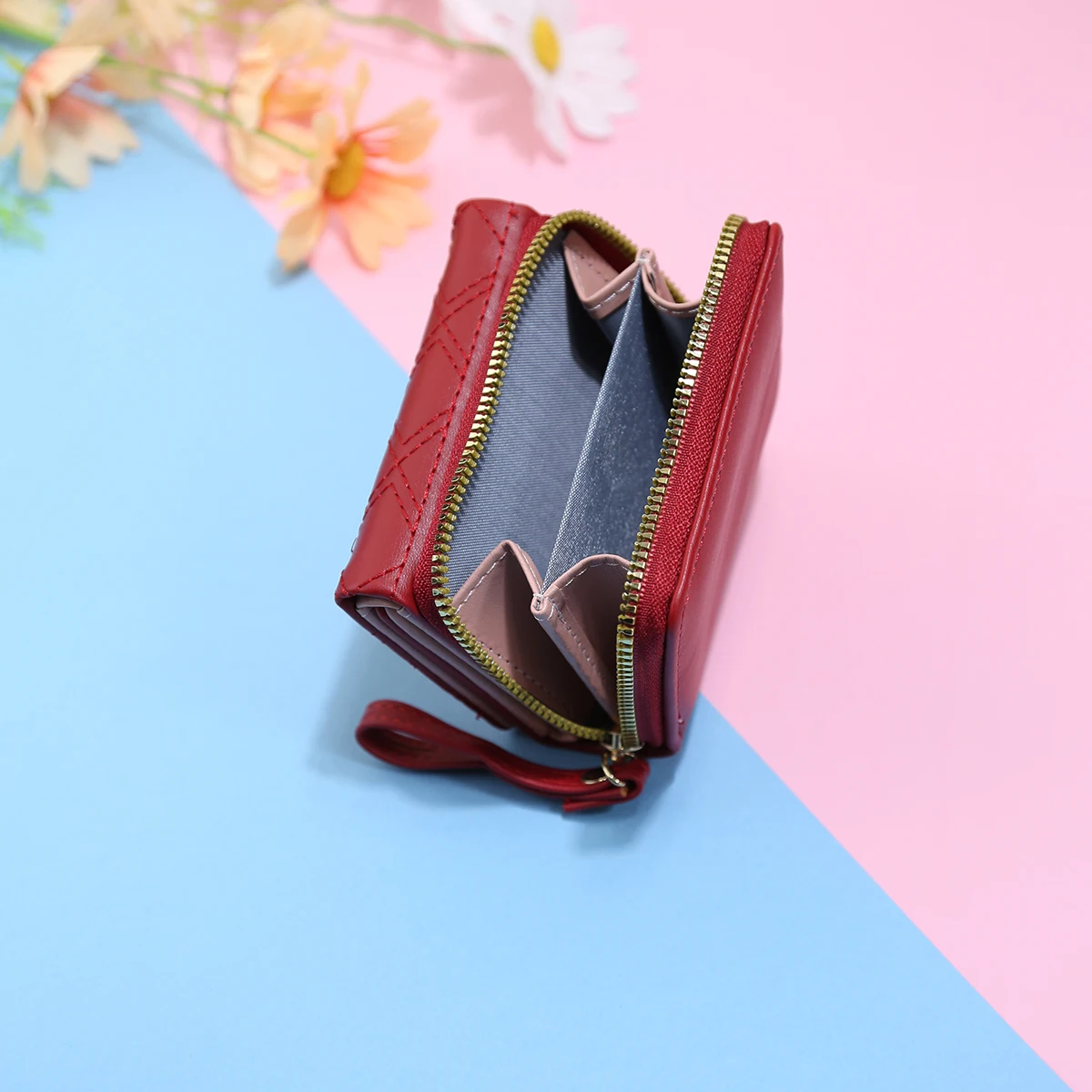 Ladies Embroidered Clutch Wallet Short Zipper Buckle Large Capacity Tri-fold Card Holder Multi-Slot Fashionable Simple Design