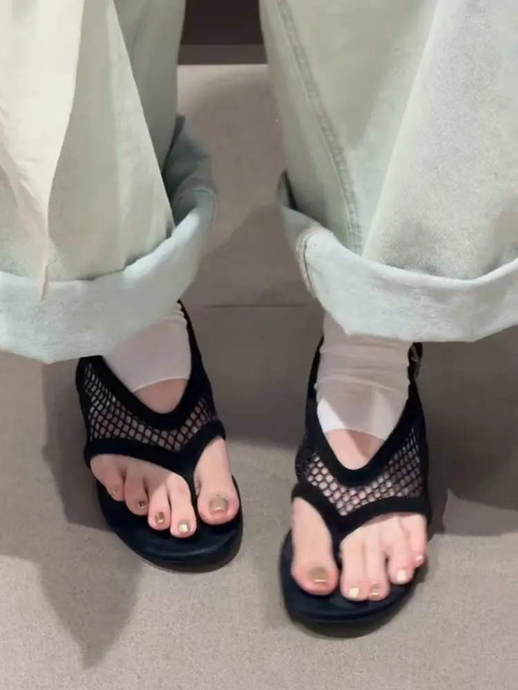 Women's High Version Fishnet Toe Clip Sandals2026Summer New Sexy Genuine Leather Flat Versatile Comfortable Round Toe Flip-Flops
