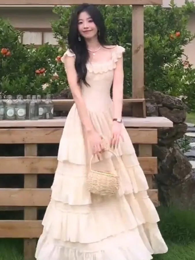 Vestido de Verão Princesa para Férias na Praia, Lindo, Cor Pura, Manga Borboleta, Saia em Camadas, Roupa Fena Estilo ...