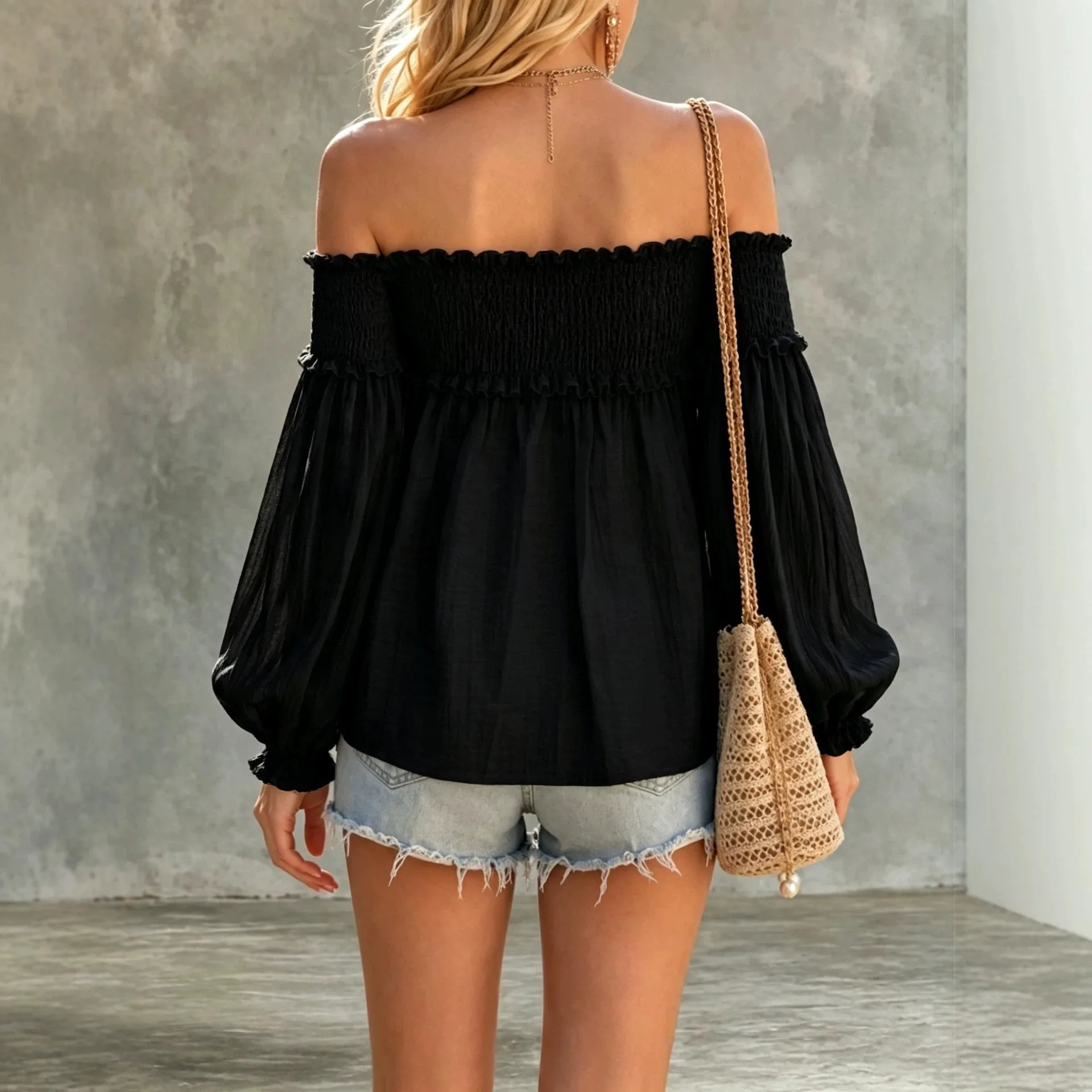 Women's Bohemian Off-The-Shoulder One-Line Collar Loose Top, Fashionable Pleated Textured Petal Long-Sleeved Atmospheric Top