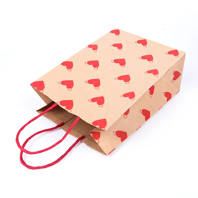 5pcs Red Love Heart Gifts Bags With Handle Valentine's Day Candy Cookies Kraft Paper Packaging Handbags Wedding Party Decoration