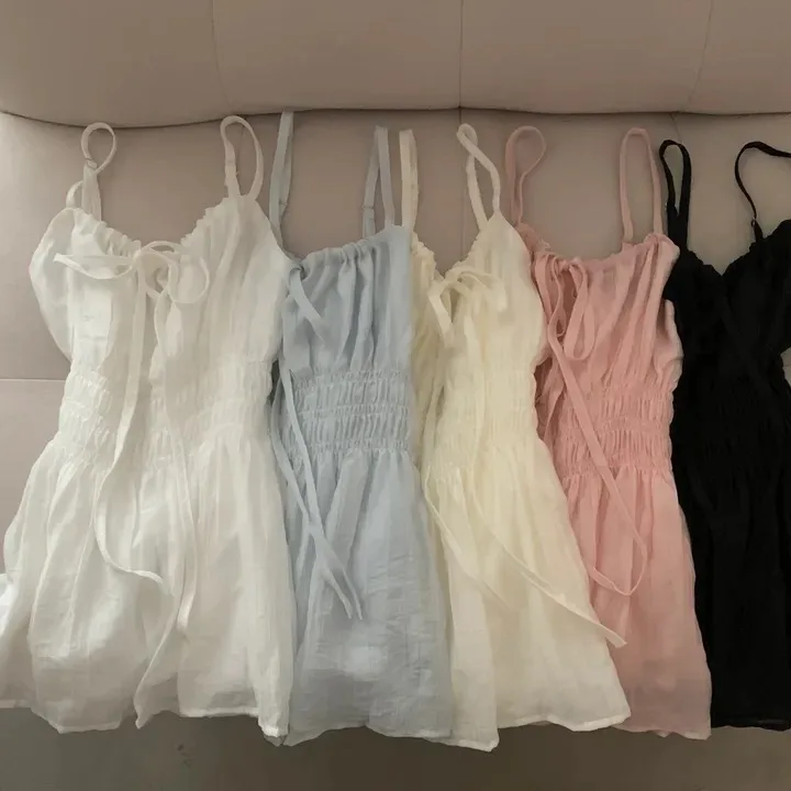 เสื้อชีฟองผู้หญิงสไตล์เกาหลี รุ่นใหม่ประจำฤดูร้อน ดีไซน์ผูกโบว์ จับจีบ ช่วยพรางหุ่น ใส่สบายๆ เซ็กซี่ สายเดี่ยว