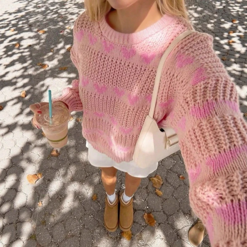 

2025 Autumn and Winter New Versatile Round Neck Pink Heart Pattern Pullover Sweater with Temperament