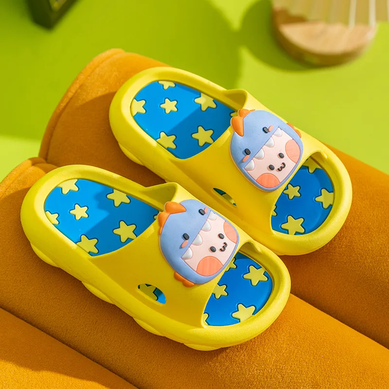 Cartoon Baby Sommer Hausschuhe weiche Sohle rutsch feste Kinder Flip Flops 2024 neue Kinder Haushalt Hausschuhe Jungen Mädchen Waschraum Folien