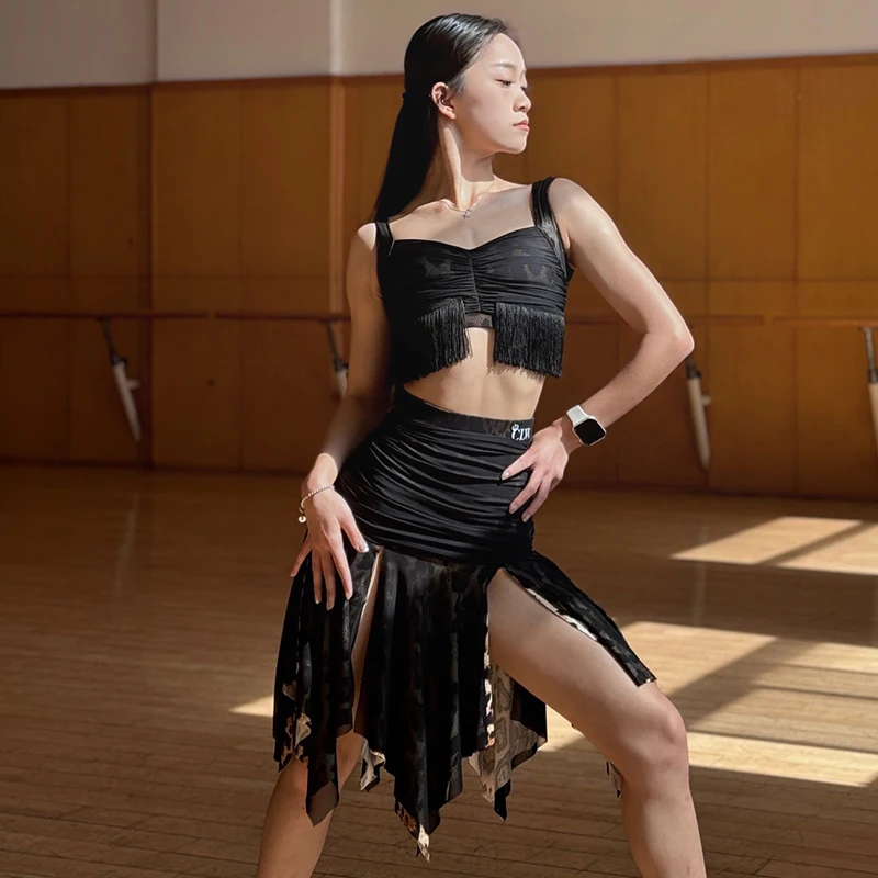 Sexy Latin Dans Kostuum Vrouwen Zomer Kwastje Tops Spleet Rok Rumba Cha Cha Tango Dansvoorstelling Kleding Zwarte Jurk DNV20186