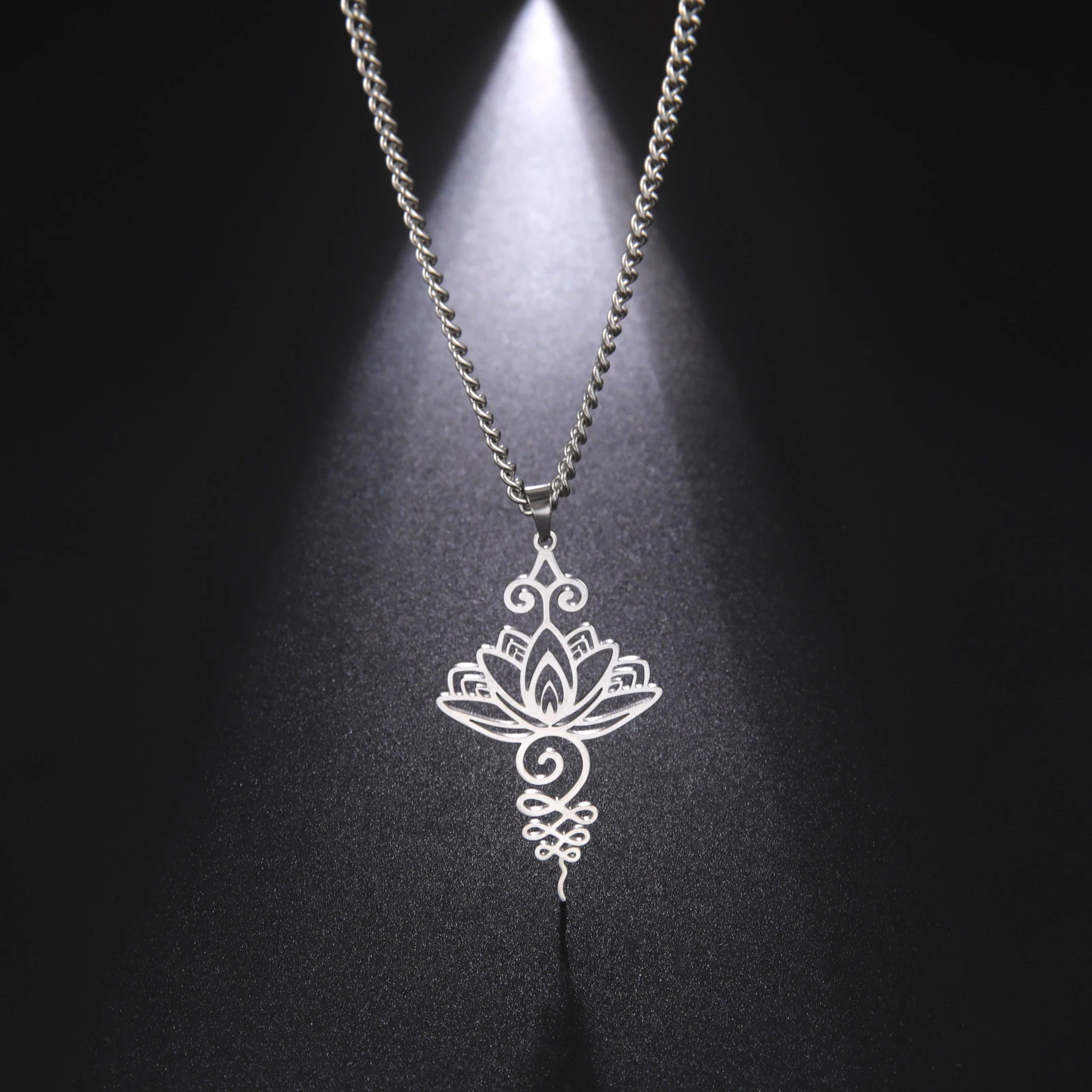 Fashion Stainless Steel Lotus Pendant Necklace for Women Simple Hollow Choker 2022 New Trend Jewelry