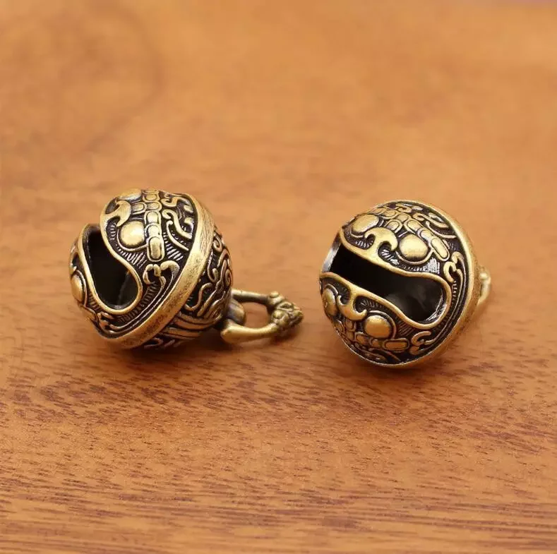 1pcs Brass Bell Bag Pendant Keychain Pants Bag Pendant Car EDC Handbag Pet Bell Pendant Gifts Toys