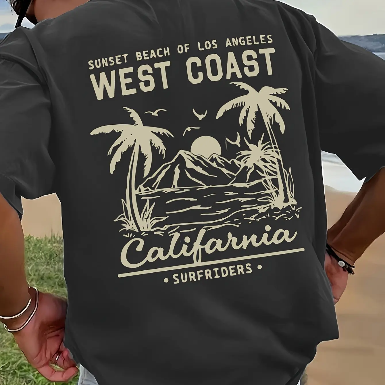 Men Vintage California Beach Surf T-shirt White Vintage Surf Graphics with West Coast Surf and Malibu Letters Men Clothing