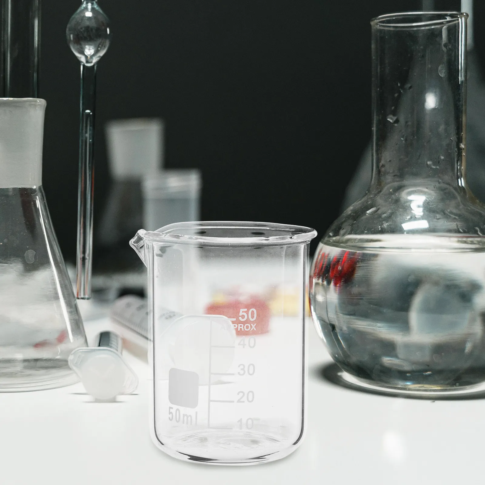 

6Pcs Laboratory Glass Beakers Set Heat Proof Measuring Beakers with Precise Scale Smooth Pouring Mouth Chemically Resistant Lab