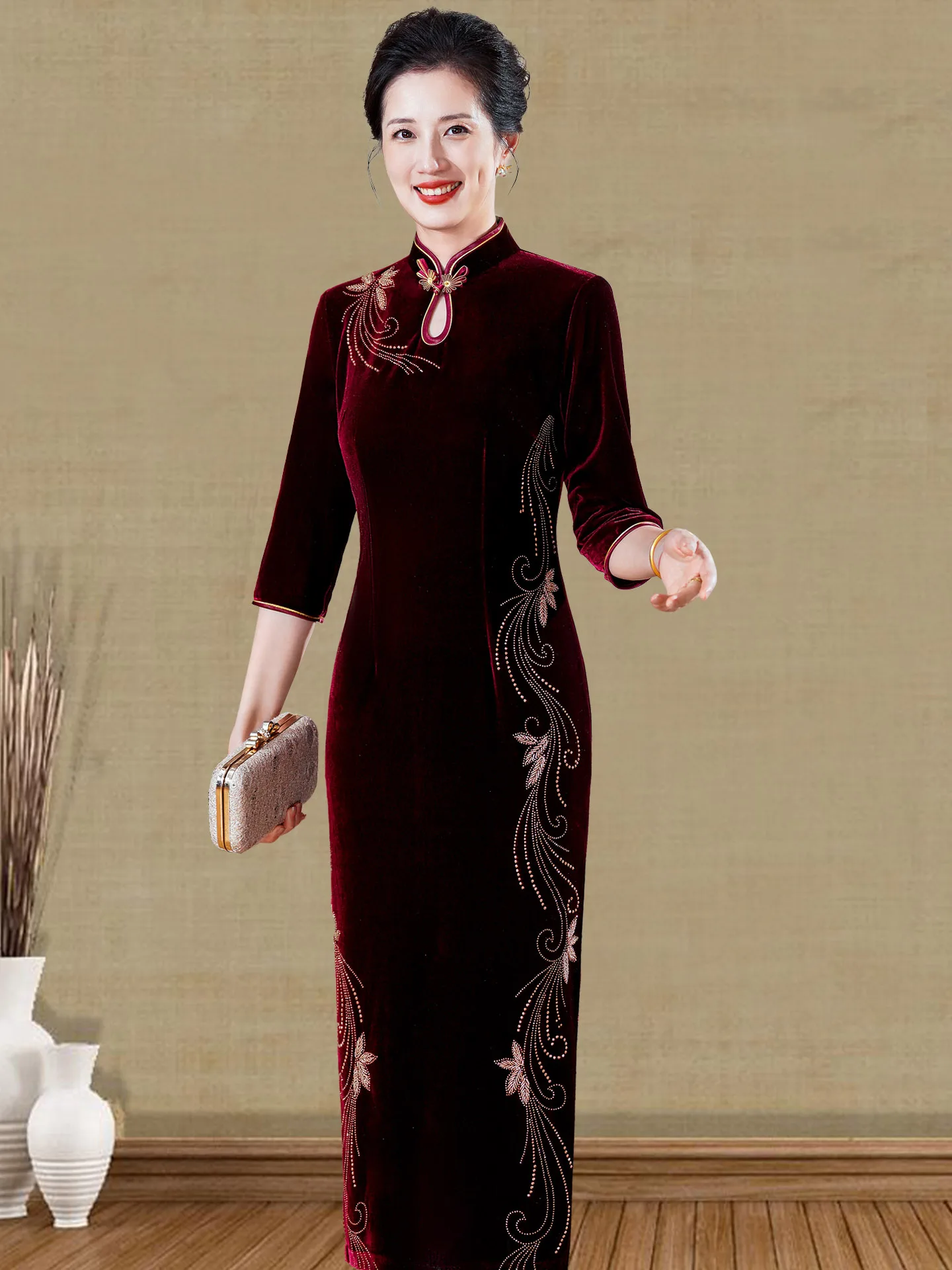 

Новое китайское свадебное платье для мамы в стиле «Радость» из премиального бархата с цветочным узором и длинными рукавами