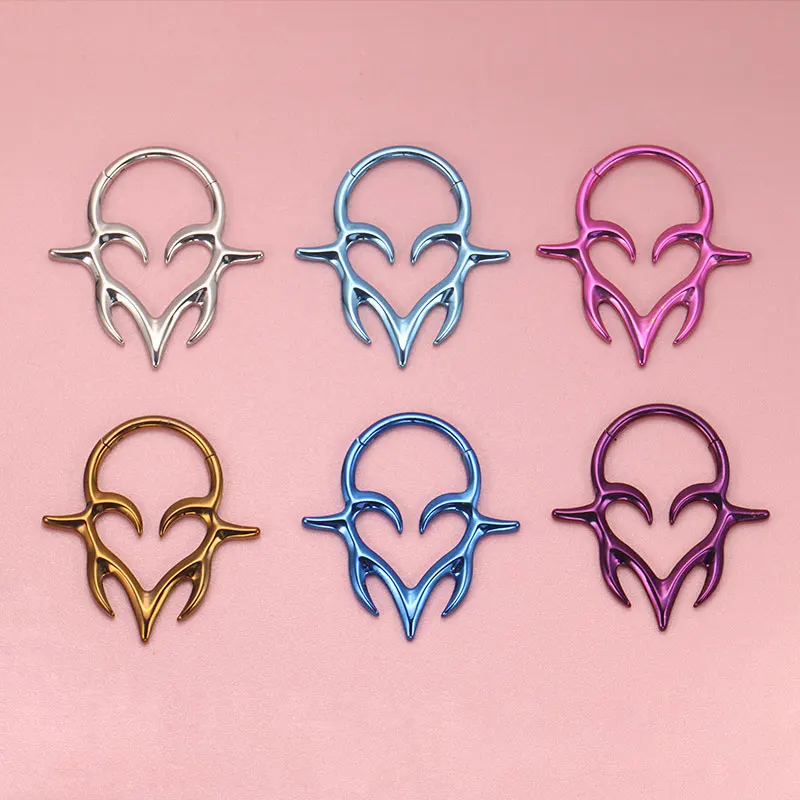 ASTM F136 Titanium Heart Clicker Septum Piercing 16G Hinge Daith Helix Flame Spider Web Earring 2024 New Anodized Wholesale
