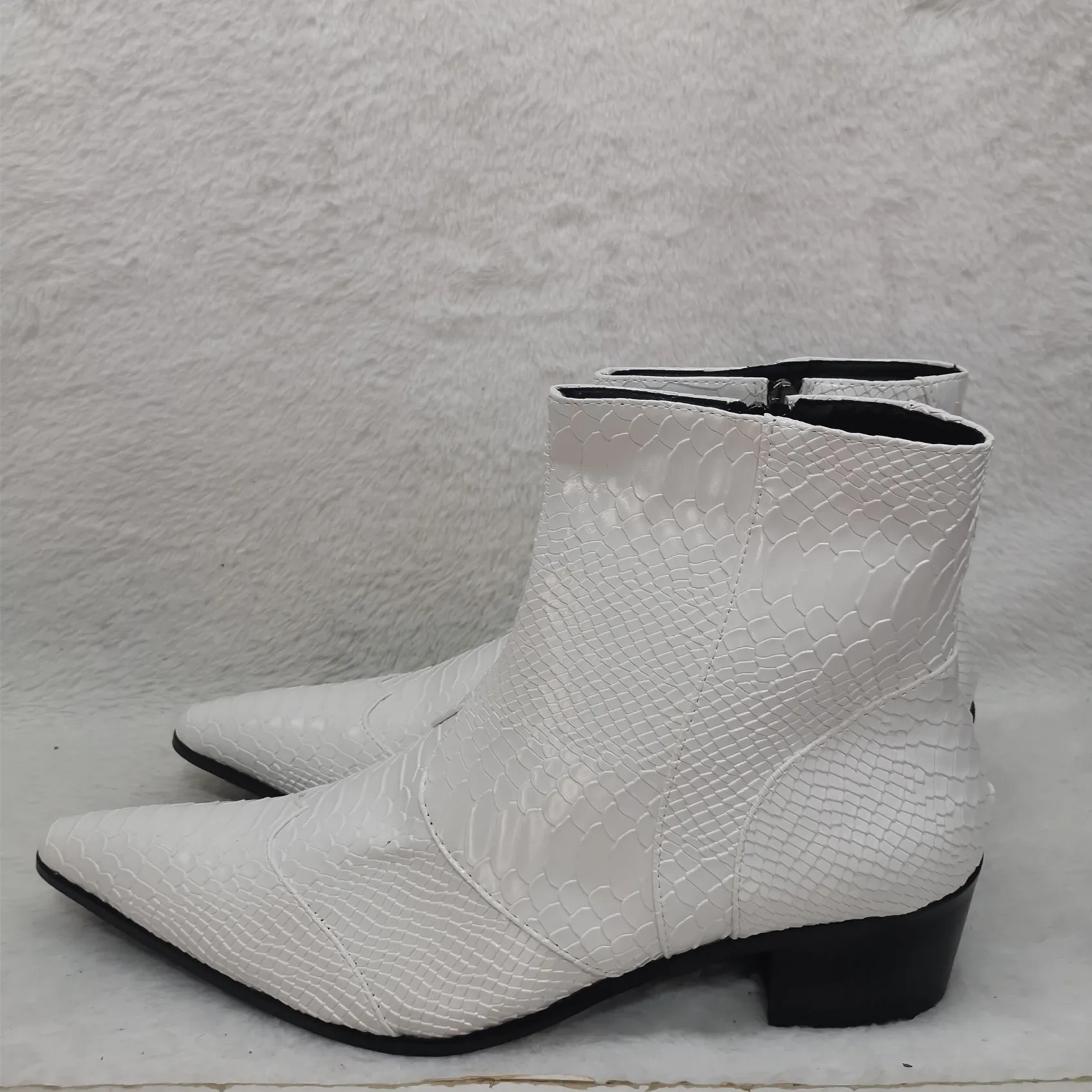 

Snake Pattern Pointed Toe Chunky Heel Short Boots for Men Genuine Leather Chelsea Boots New Fashion Male Dress Mid-Calf Boots