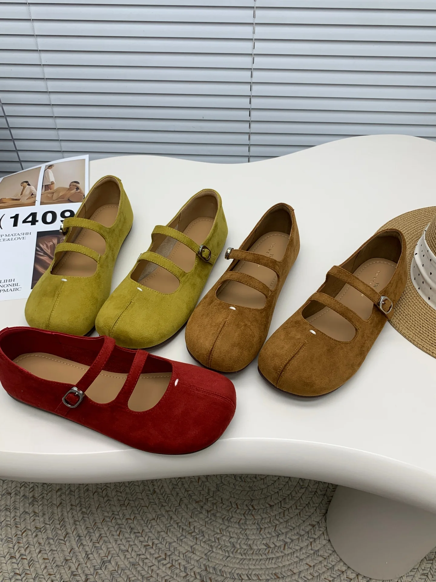 scarpe-da-donna-mary-jane-retro-in-velluto-con-suola-morbida-nuovo-stile-estivo-punta-finta-divisa-scarpe-singole-alla-moda