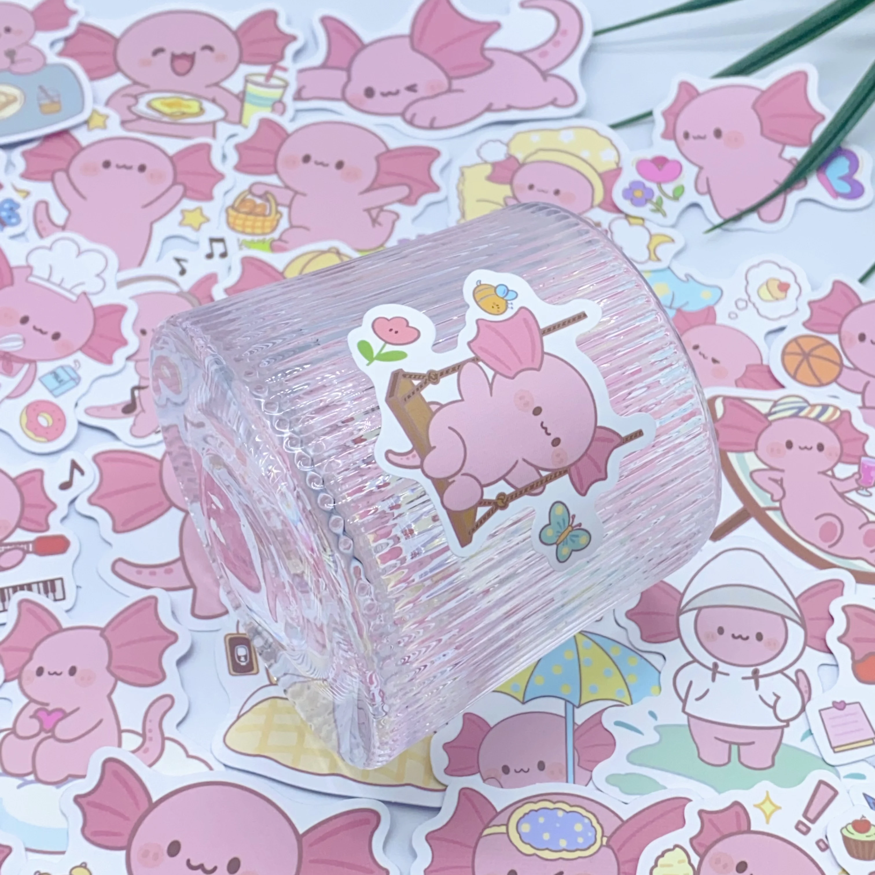 50 Uds salamandra dibujos animados colorido pegatina impermeable para ordenador portátil equipaje coche nevera DIY calcomanías de vinilo