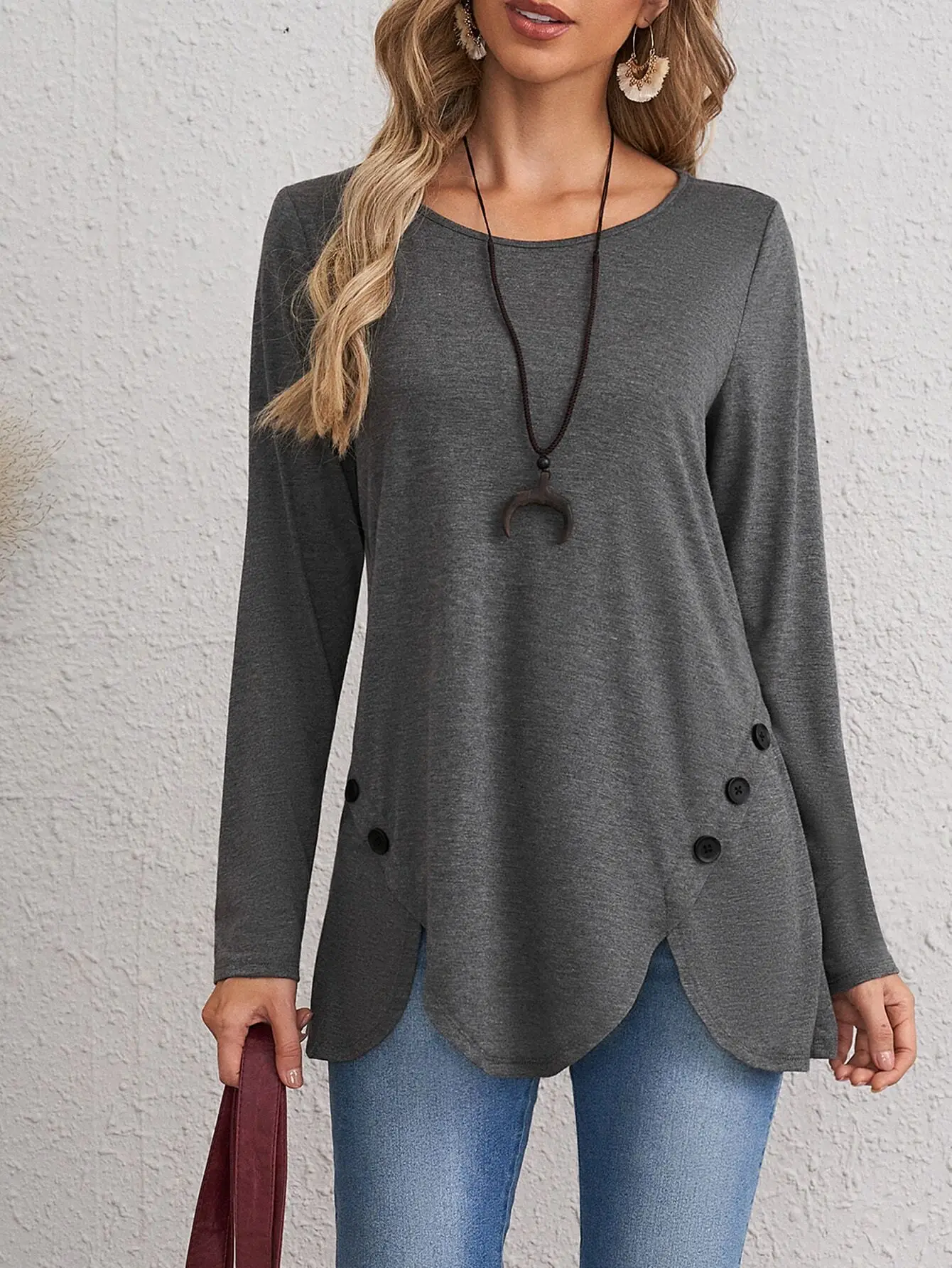 

Women's Long Sleeve T-Shirt with Button Detail and Scalloped Hem