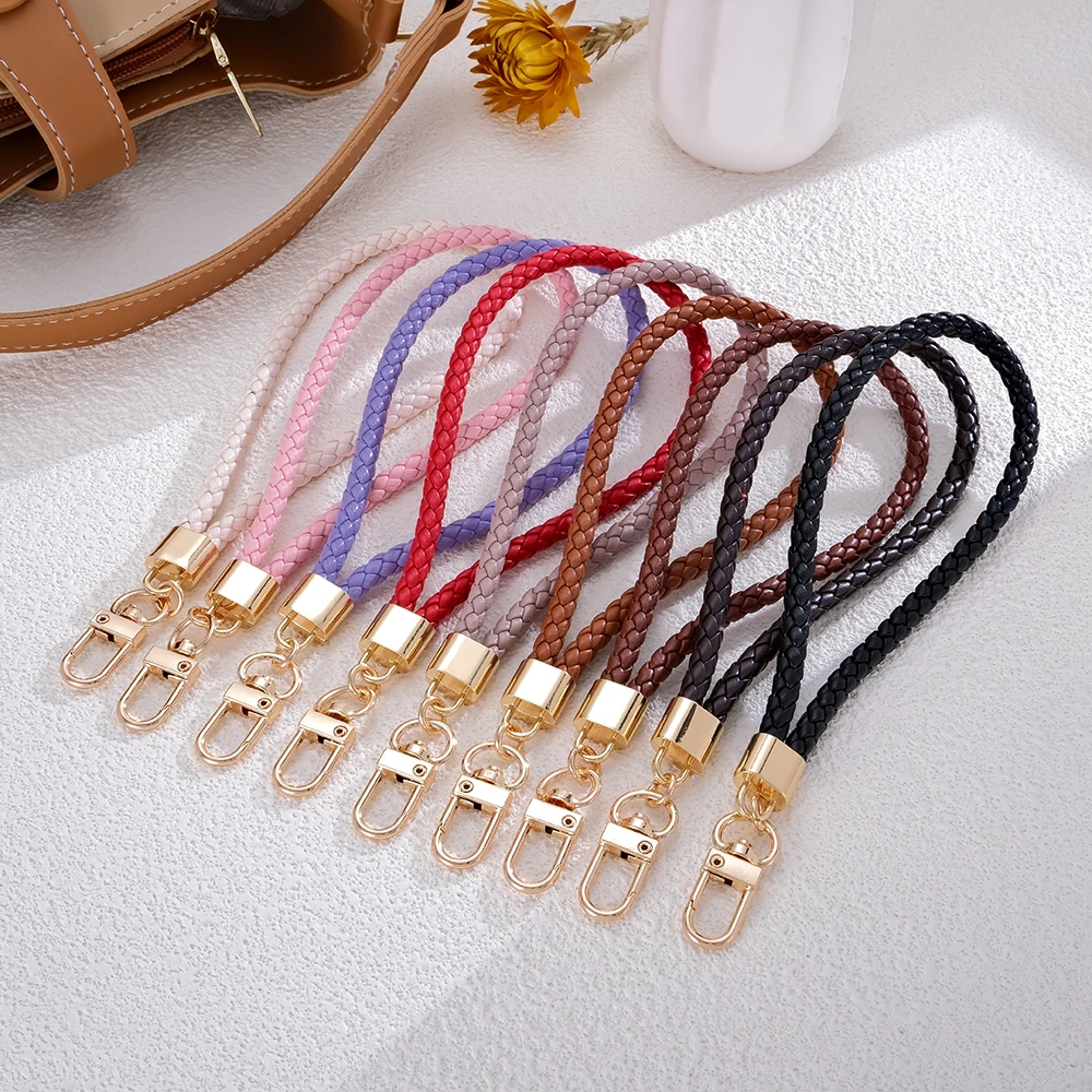 

Fashionable Hand Woven Leather Rope Anti Lost Wrist Style Mobile Phone Hanging Chain Hanging Decoration With Transparent Card