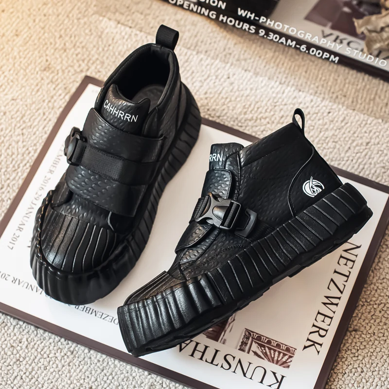 2026 new comfortable, fashionable, casual board shoes, high street thick soled commuting and driving sports shoes