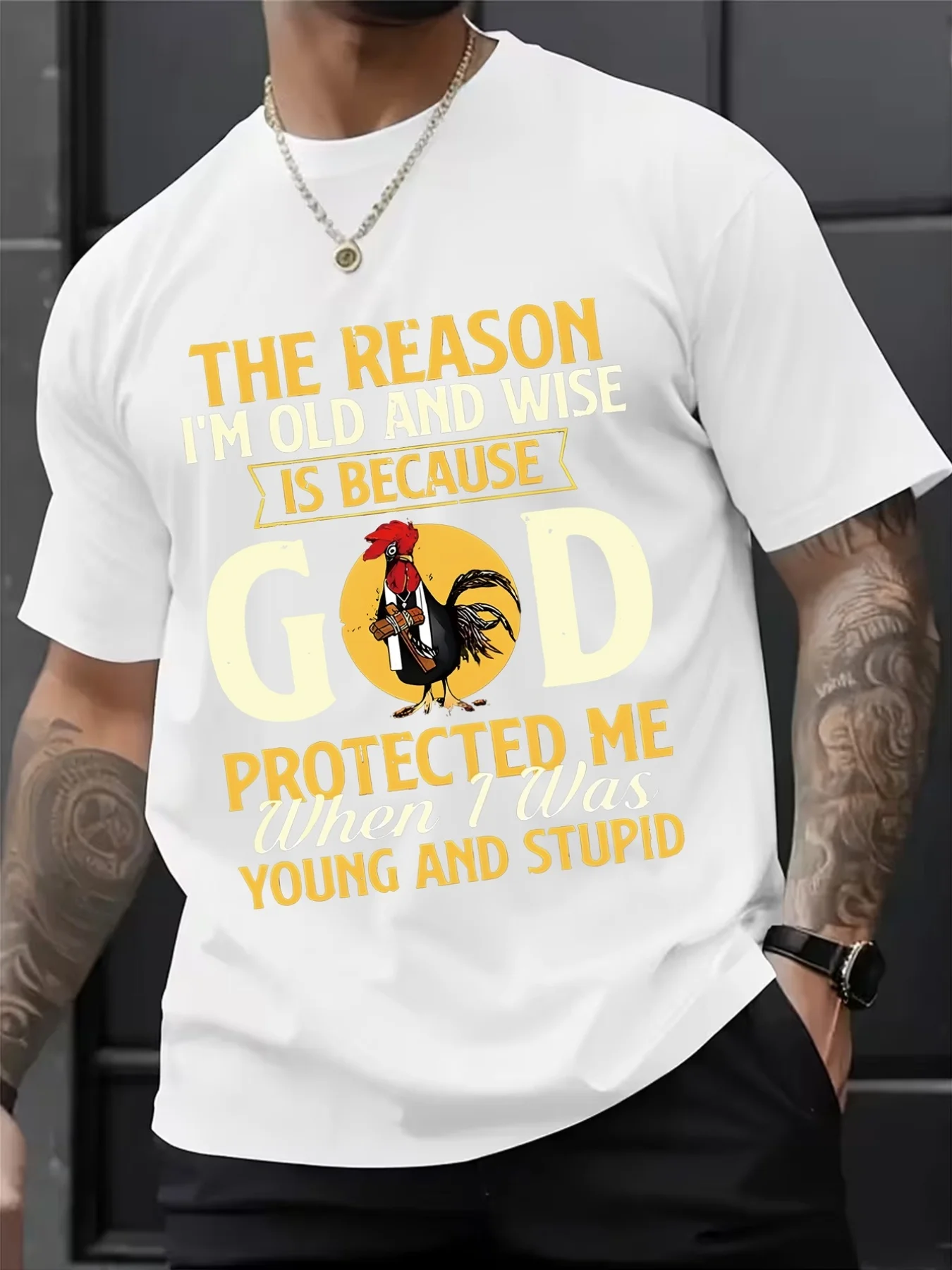 Trendy Men'S T-Shirt Featuring a Creative Rooster Design with The Phrase 'God Bless'. It'S Essential for Sports, Casual Outings, And Outdoor Adventures. Easy to Wash in a Machine, It'S Both Easy And Adaptable, with Local Delivery Available