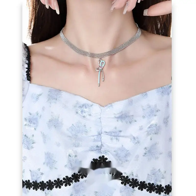 

Blue Resin Butterfly Bow Tie Choker Necklace for Women, Elegant Geometric Pendant Collarbone Chain, Fashion Jewelry Wholesale