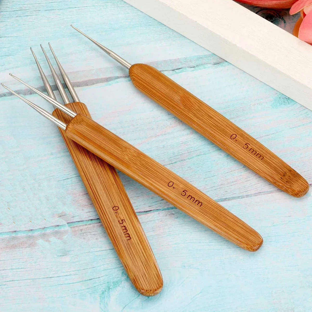 Professional Dreadlocks Crochet Bamboo Handle Hook 0.5Mm 0.75Mm 1-Hook 2-Hooks 3-Hooks Needle for Dreadlocks Needle 3Pcs/Set