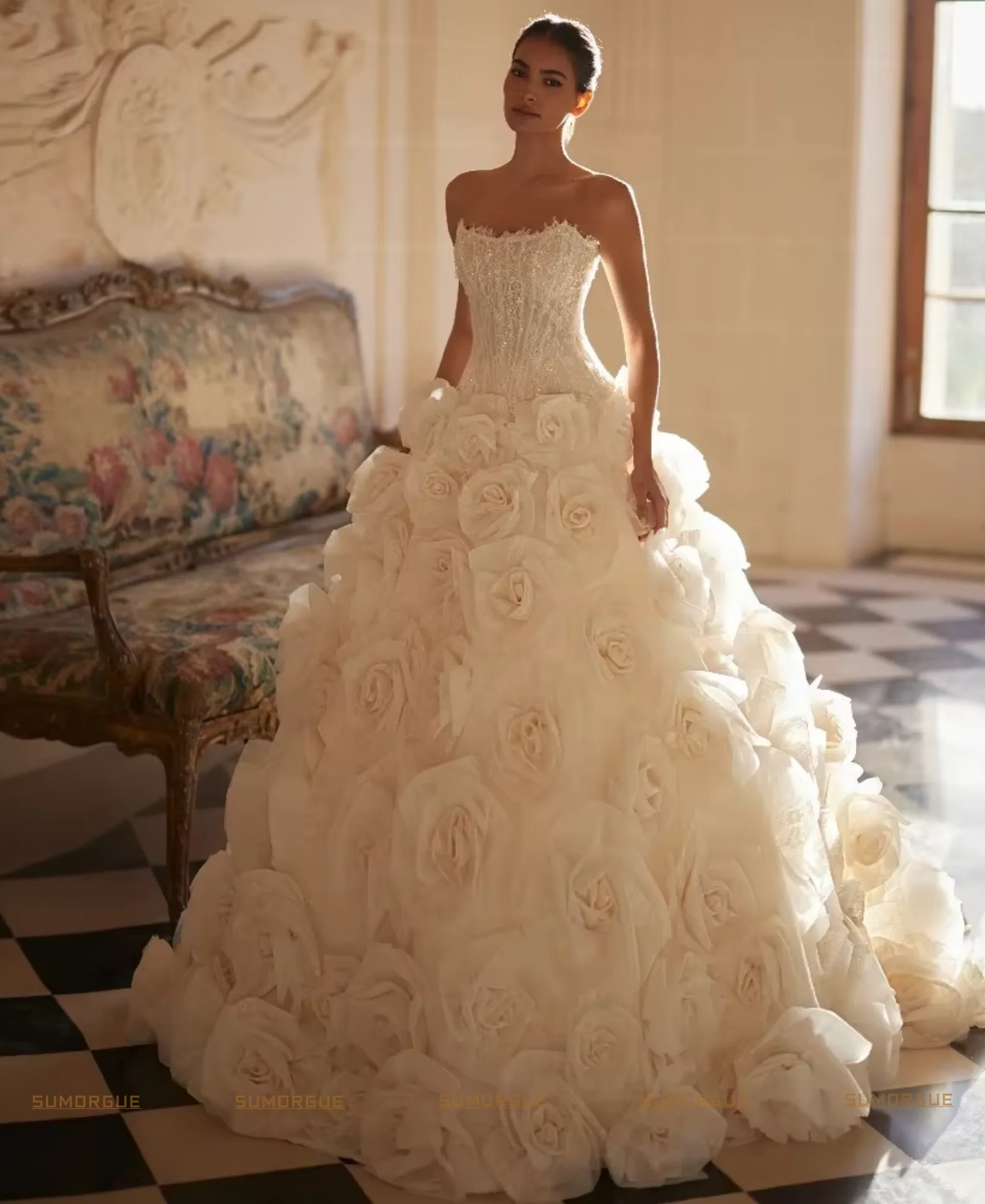 Handmade Flowers A-Line Classic Strapless Lace Up Wedding Dress Dreamy Appliques Bridal high-end Customized Vestidos De Noiva