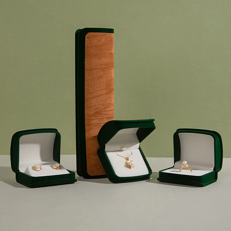 

New flocking arc-shaped jewelry storage box ring stud earrings necklace pendant storage and display box