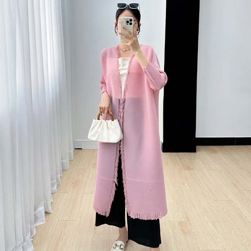 

Miyake Cardigan Tassel Coat Female Autumn 2023 New Fashion Simple Joker Solid Color Cropped Sleeve Long Coat.